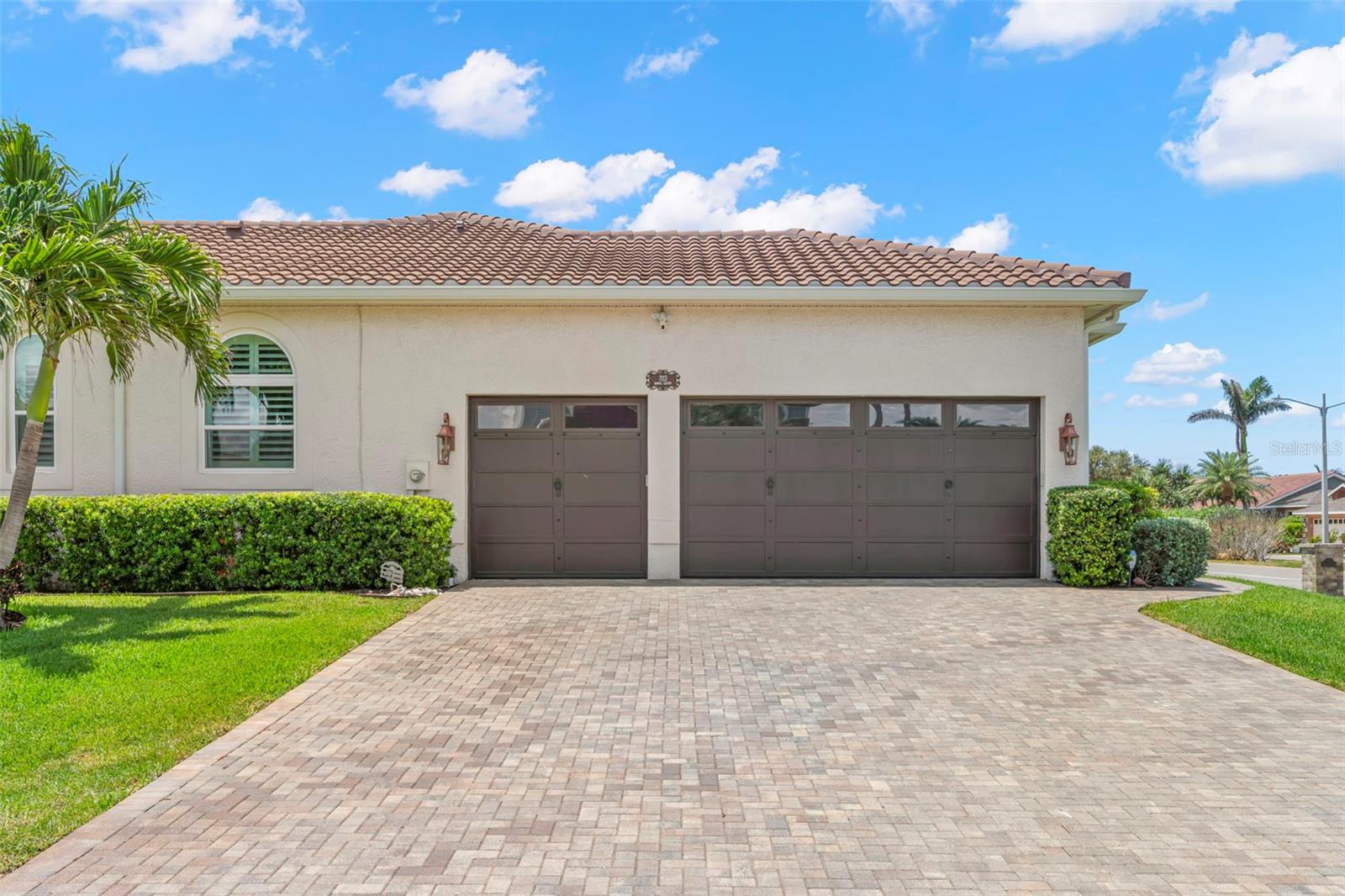 Listing photo id 60 for 703 Monte Cristo Boulevard