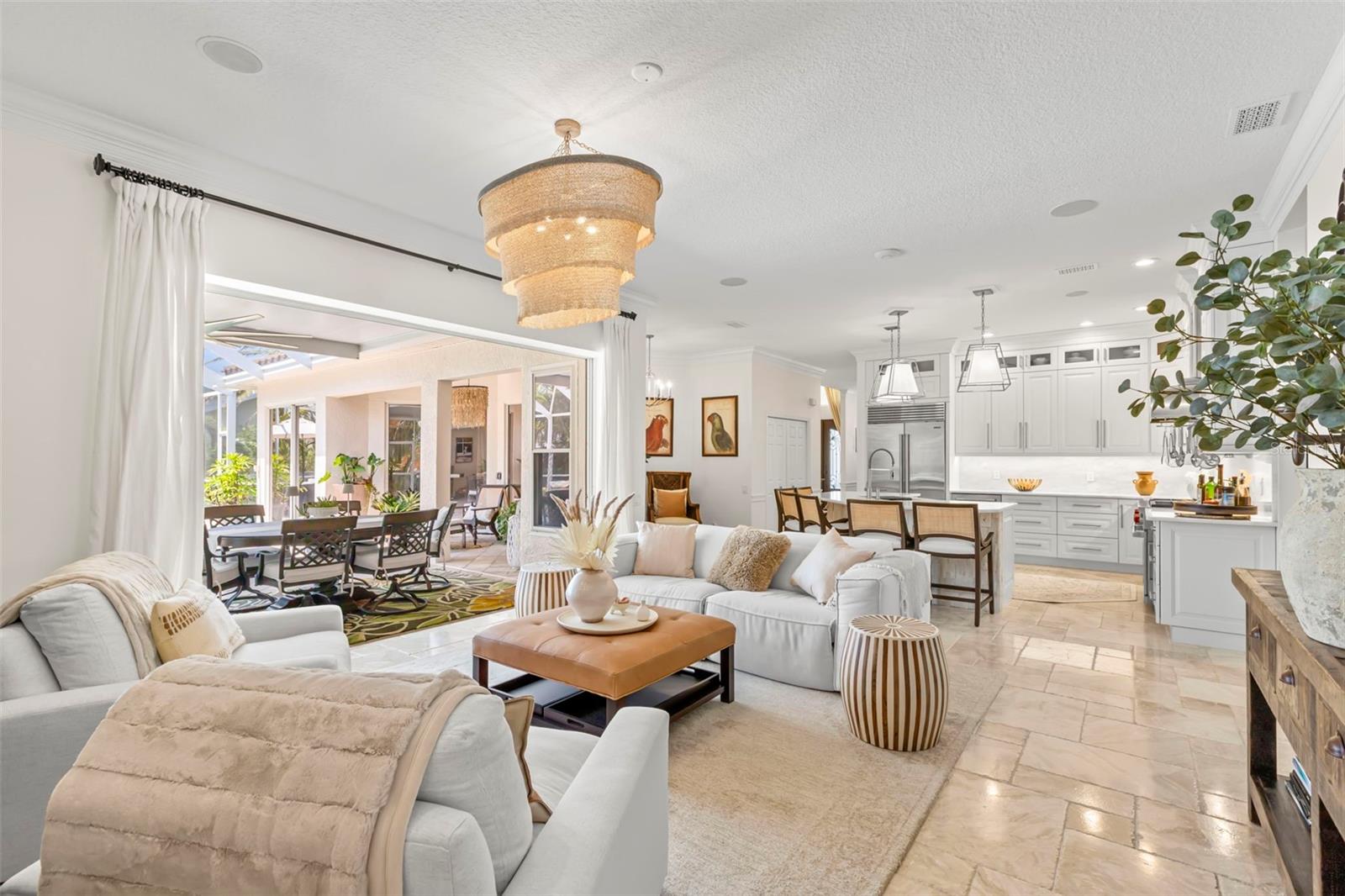 Listing photo id 5 for 703 Monte Cristo Boulevard