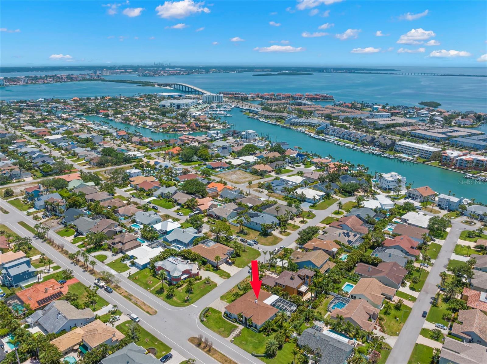 Listing photo id 76 for 703 Monte Cristo Boulevard