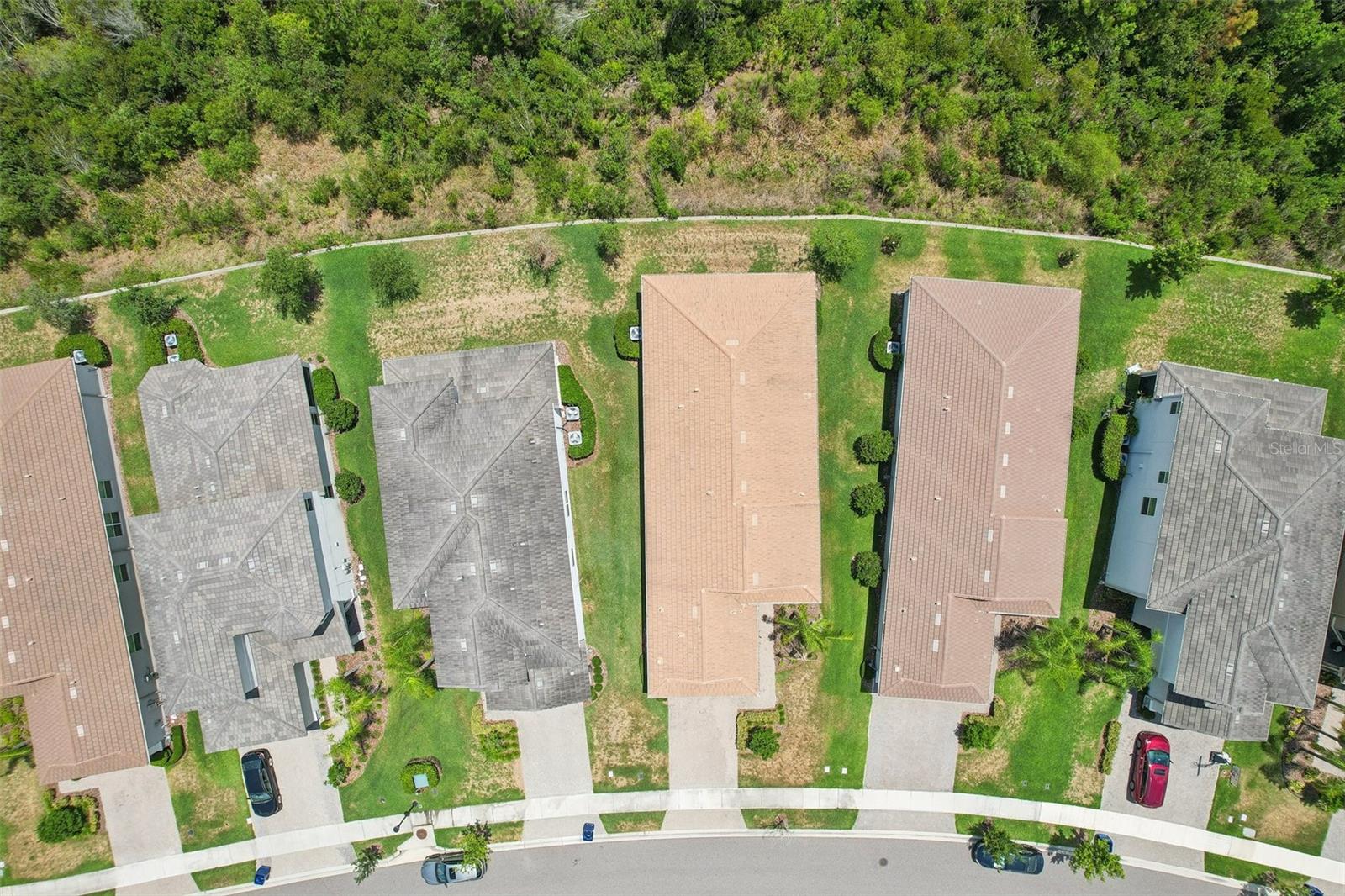 Image 34 of 44 For 30764 Lindentree Drive