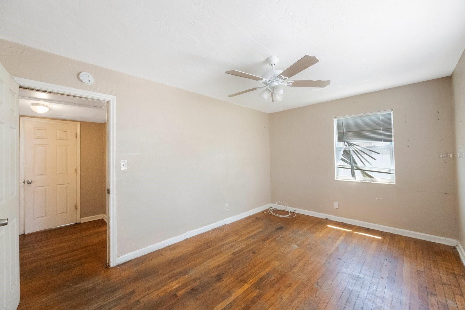 Image 10 of 32 For 513 88th Avenue N