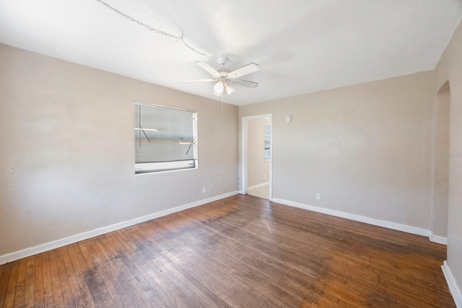 Image 14 of 32 For 513 88th Avenue N