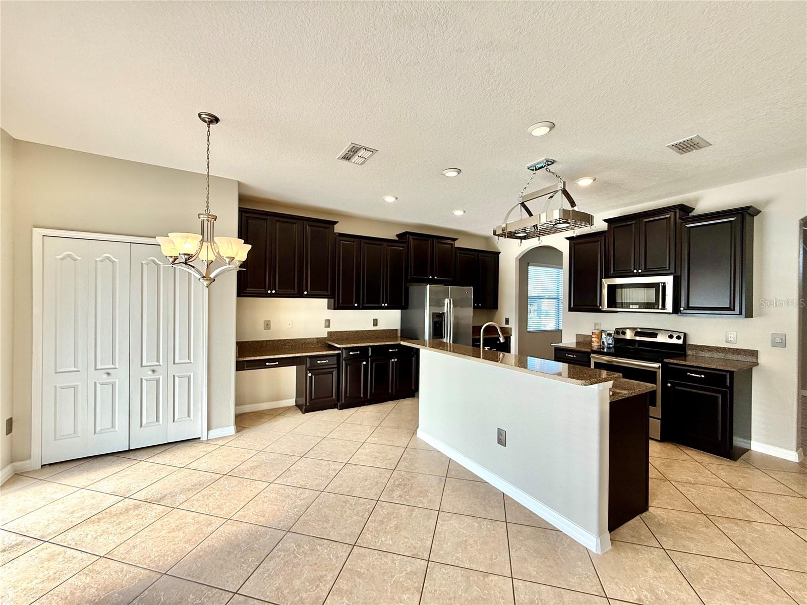 Image 9 of 51 For 13242 Wellington Hills Drive