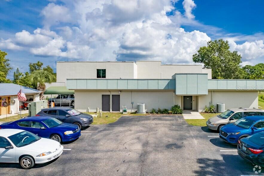 Image 18 of 25 For 2119 Grand Boulevard
