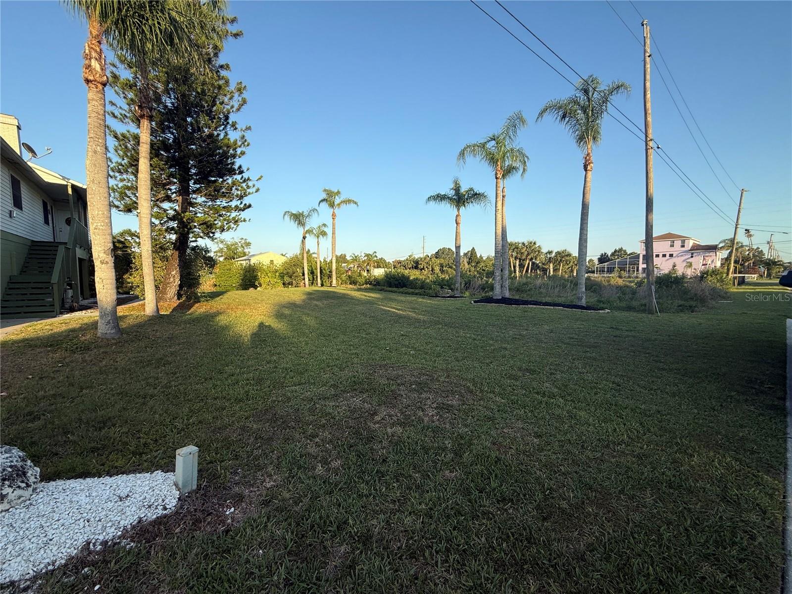 Image 7 of 69 For 3338 Fernleaf Drive