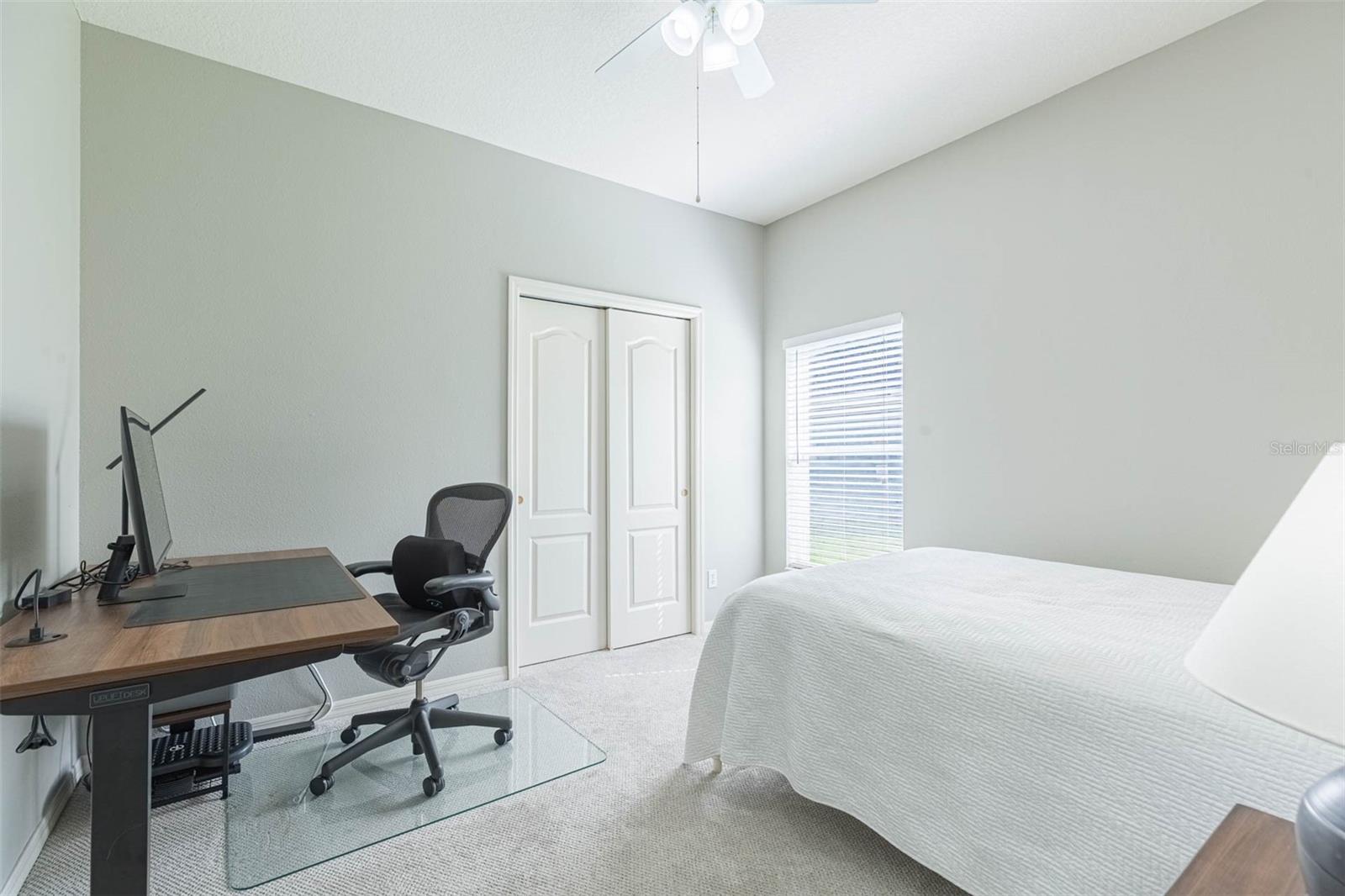 Listing photo id 18 for 20403 Sultana Court