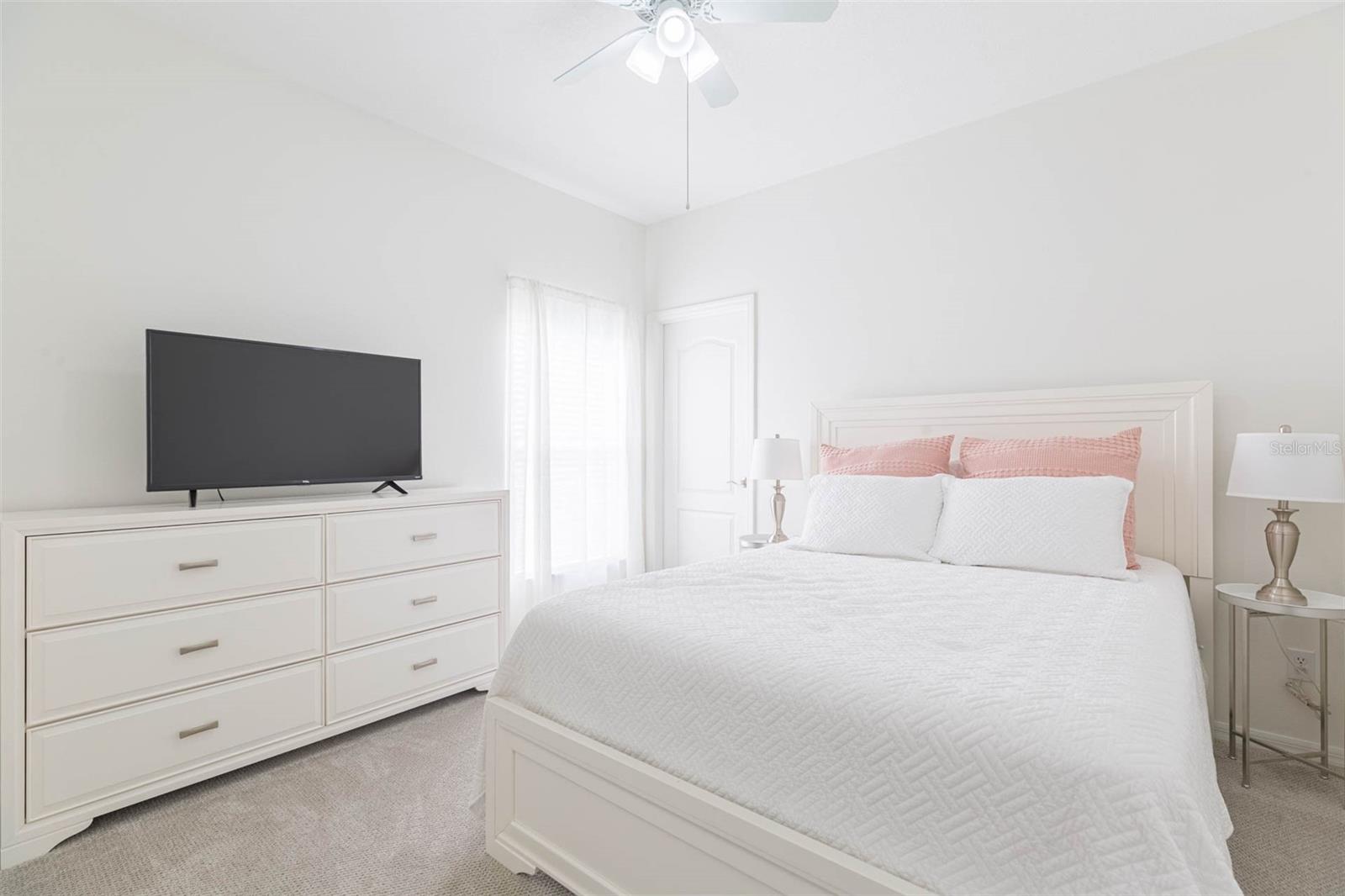 Listing photo id 20 for 20403 Sultana Court
