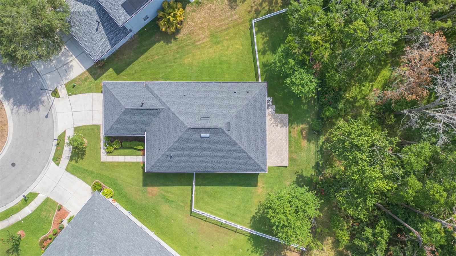 Listing photo id 29 for 20403 Sultana Court
