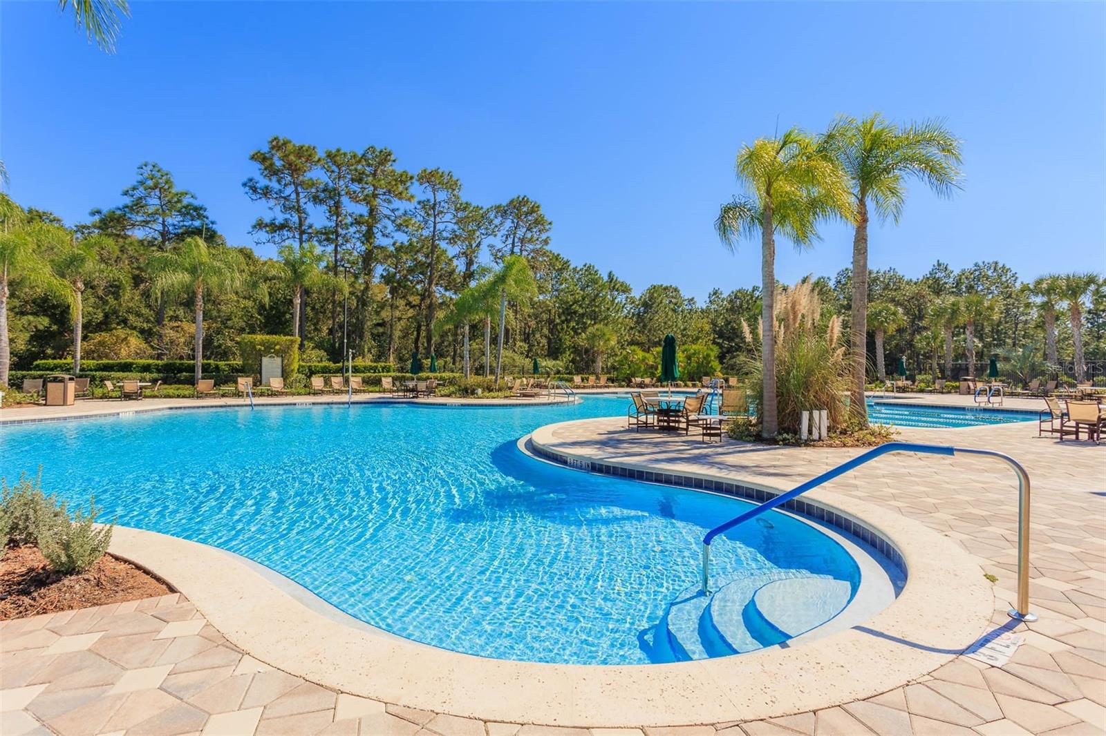 Listing photo id 37 for 20403 Sultana Court