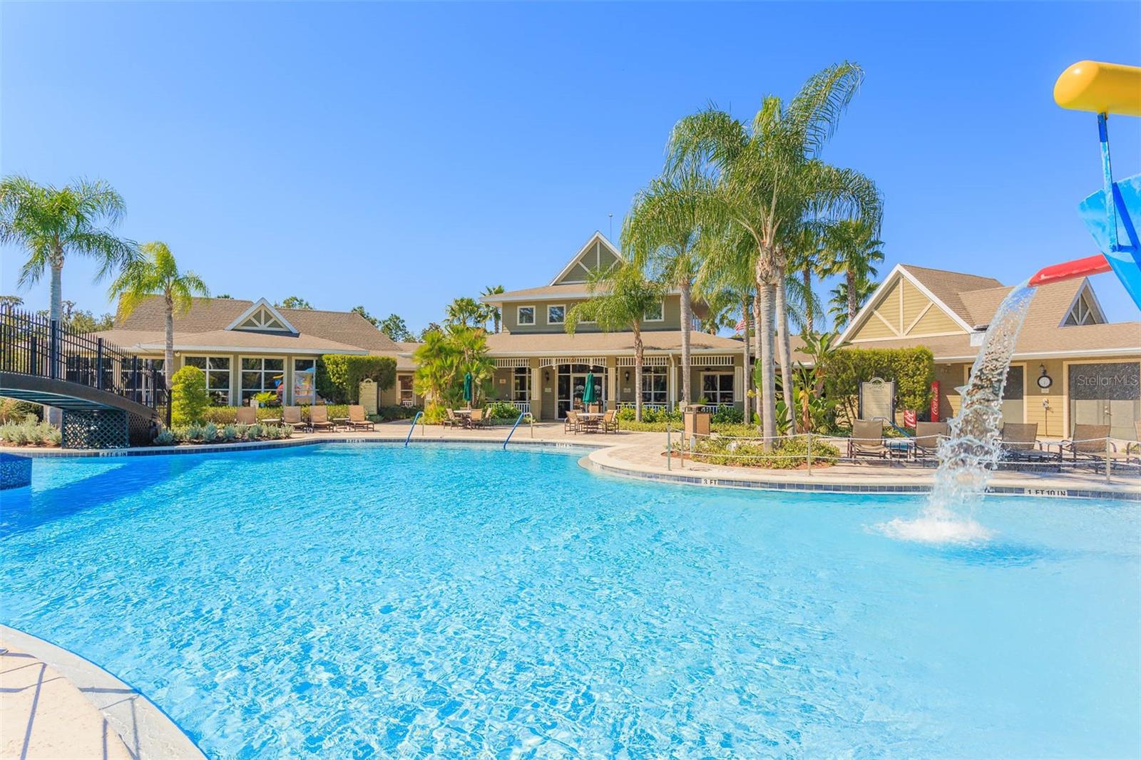 Listing photo id 41 for 20403 Sultana Court