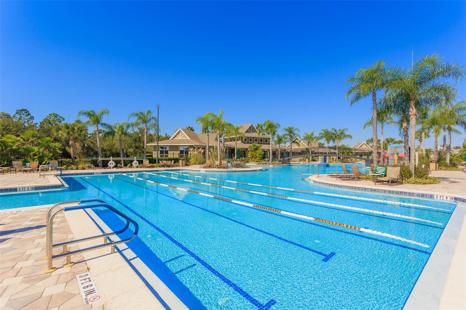 Listing photo id 43 for 20403 Sultana Court