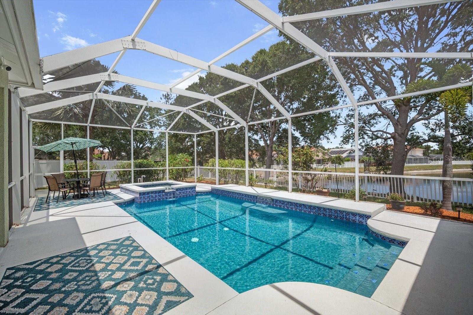 Listing photo id 1 for 10709 Rockledge View Drive