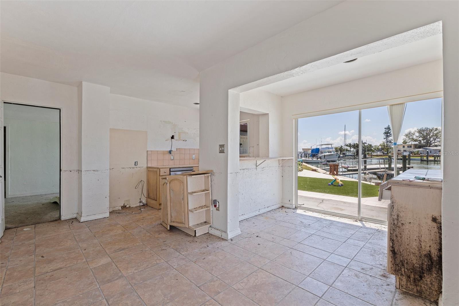 Image 13 of 27 For 253 Boca Ciega Drive