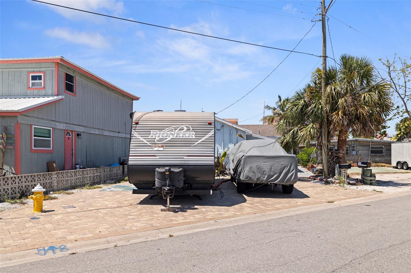 Image 17 of 27 For 253 Boca Ciega Drive