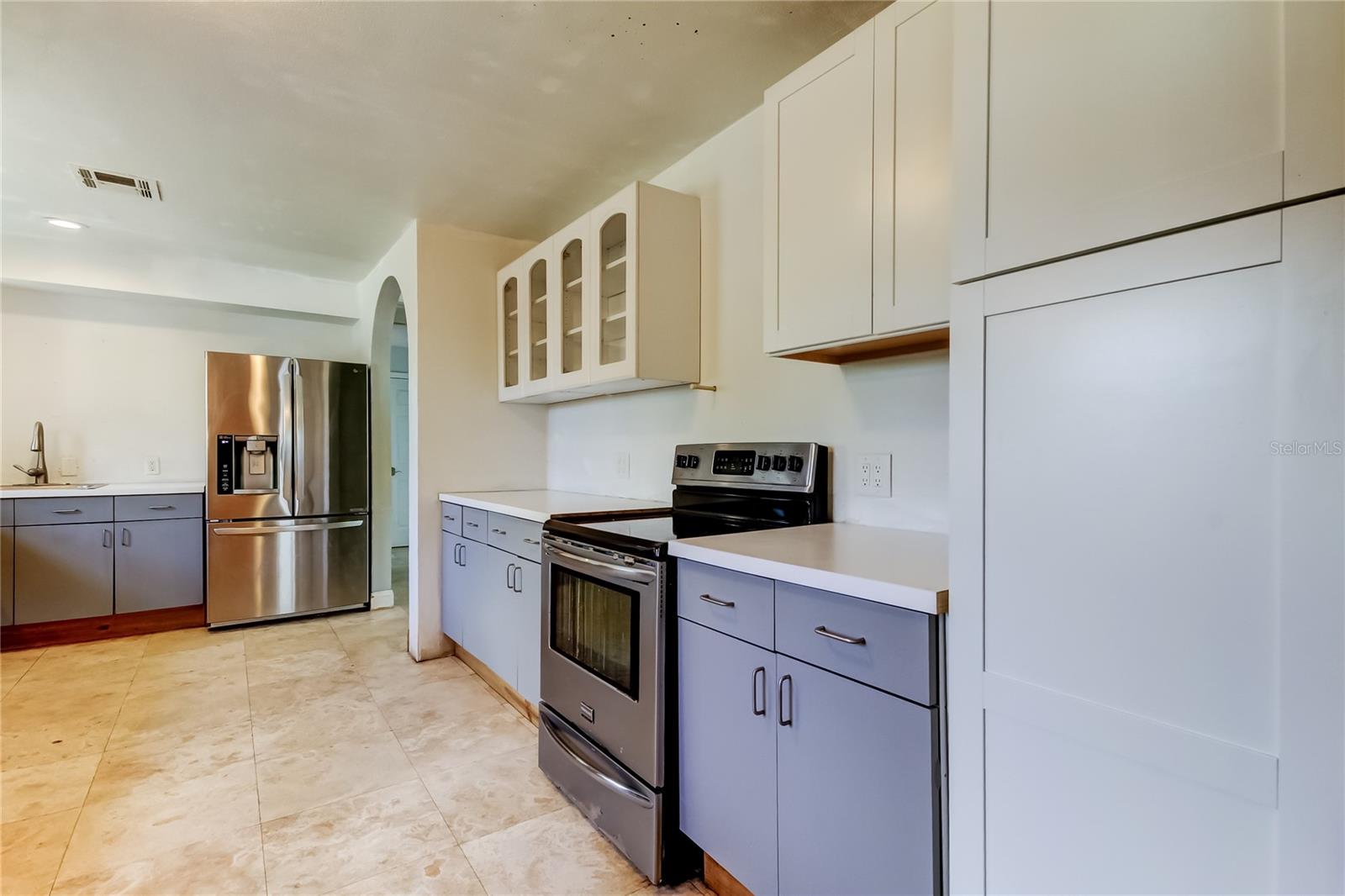 Image 21 of 55 For 1242 Bermuda Street