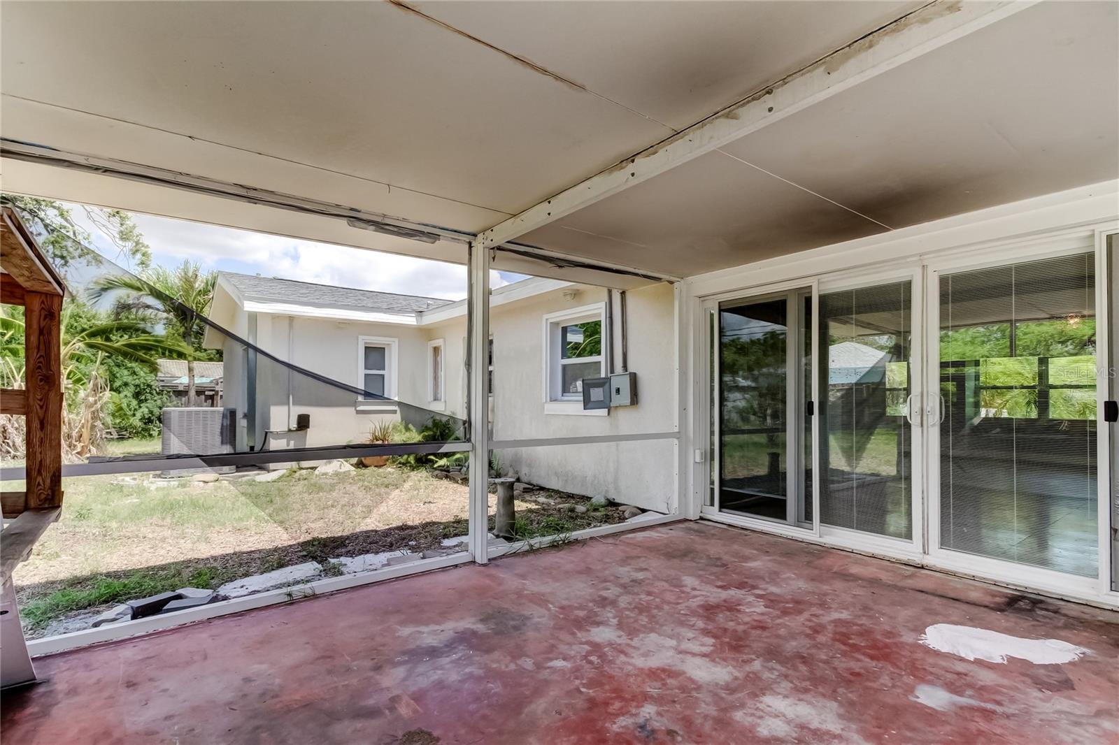 Image 46 of 55 For 1242 Bermuda Street