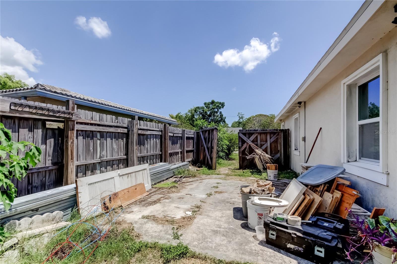 Image 48 of 55 For 1242 Bermuda Street