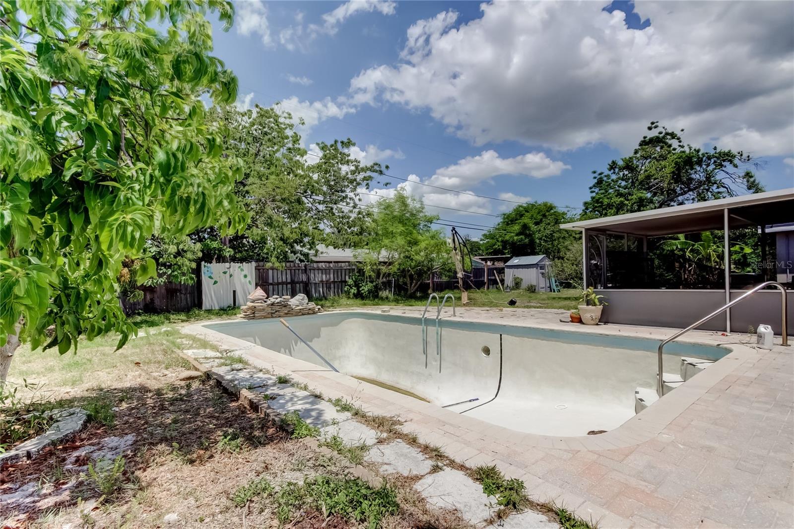 Image 54 of 55 For 1242 Bermuda Street