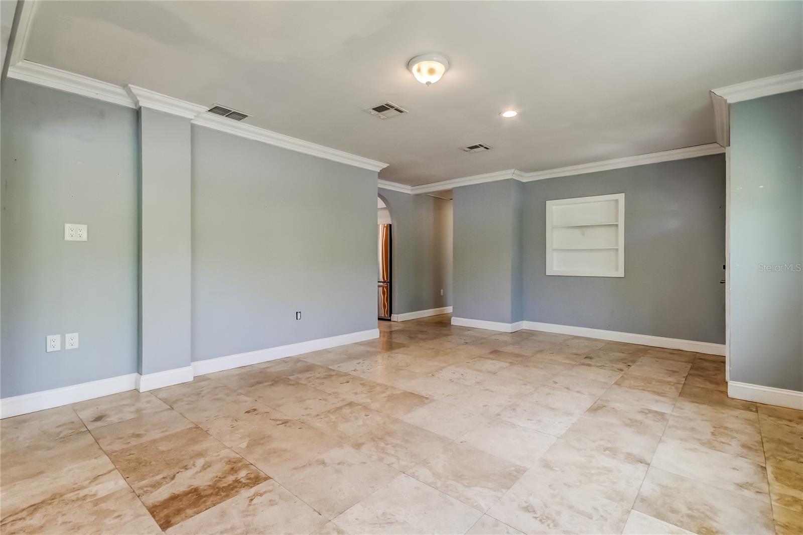 Image 7 of 55 For 1242 Bermuda Street