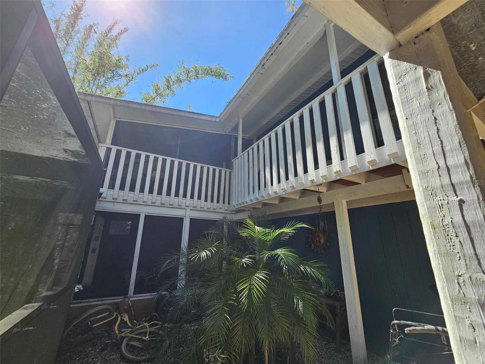 Details for 32348 Marchmont Circle, DADE CITY, FL 33523