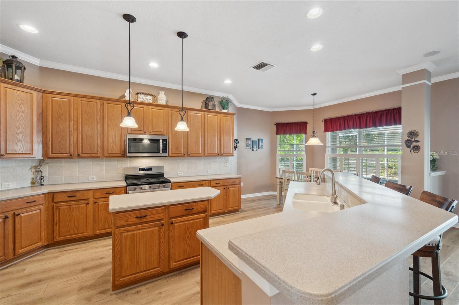 Image 11 of 68 For 5704 Eaglemount Circle