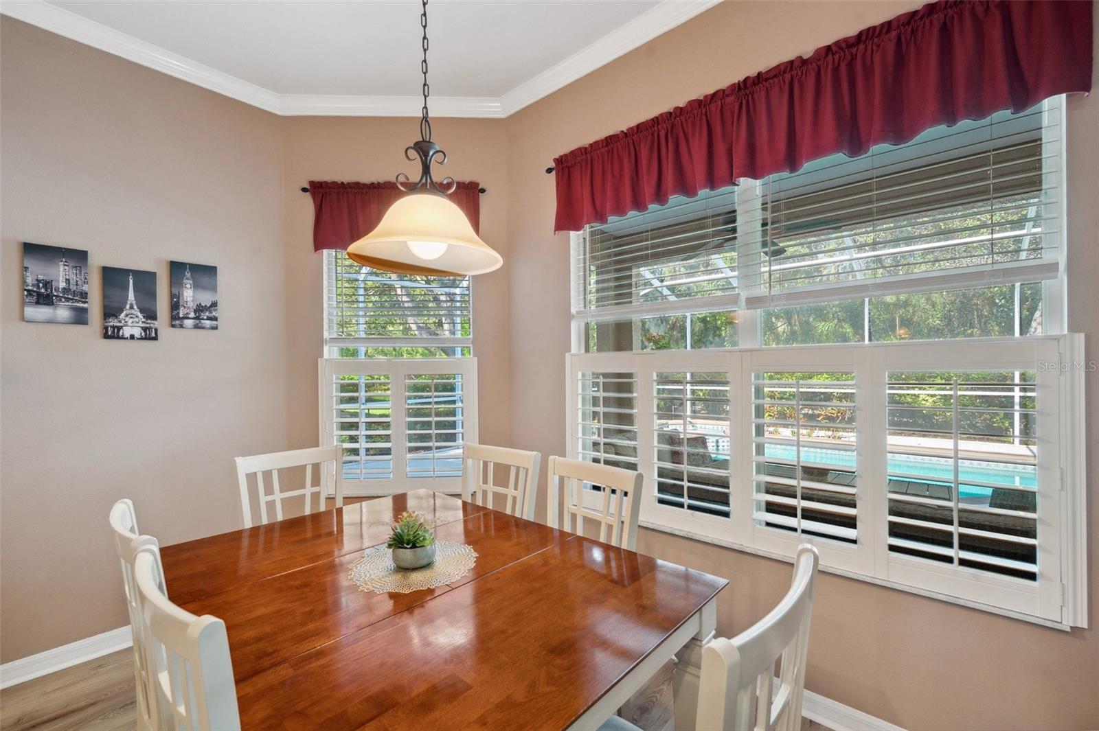 Image 15 of 68 For 5704 Eaglemount Circle
