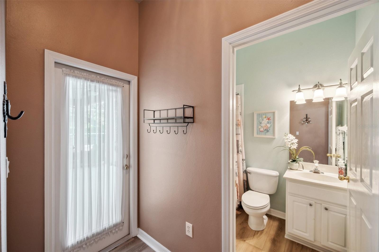 Image 30 of 68 For 5704 Eaglemount Circle