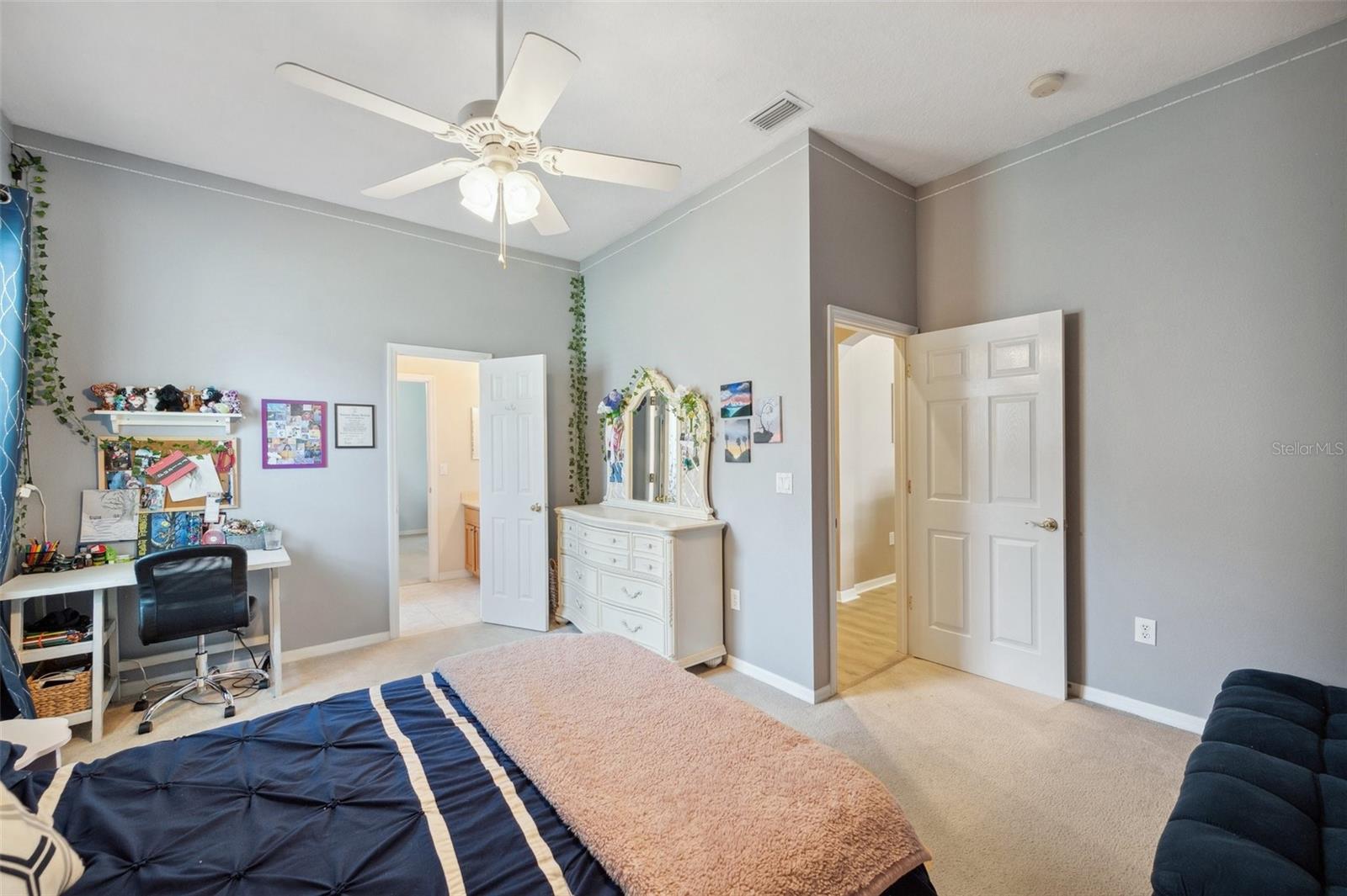 Image 32 of 68 For 5704 Eaglemount Circle