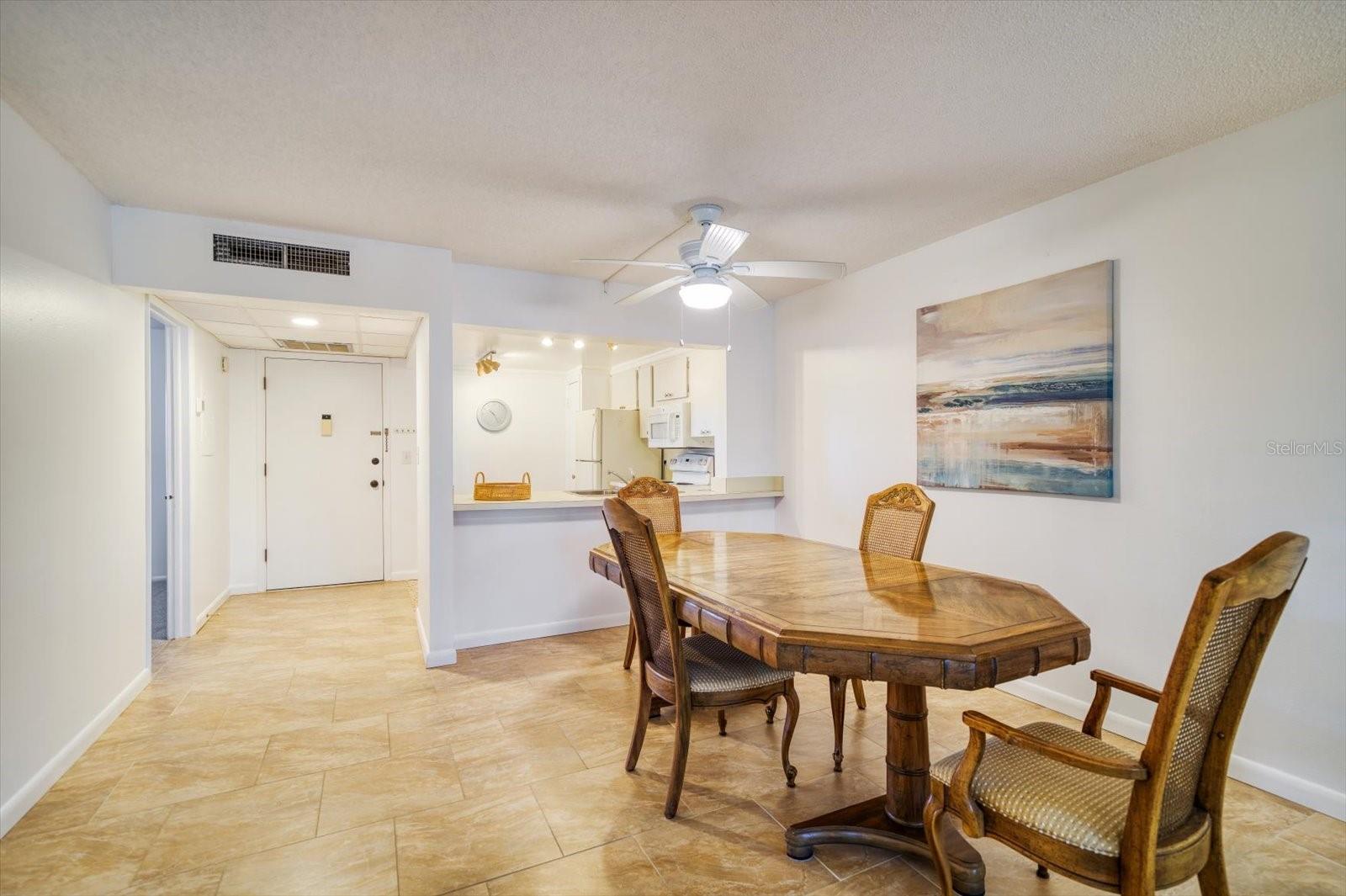 Image 7 of 24 For 12300 Vonn Road 2202
