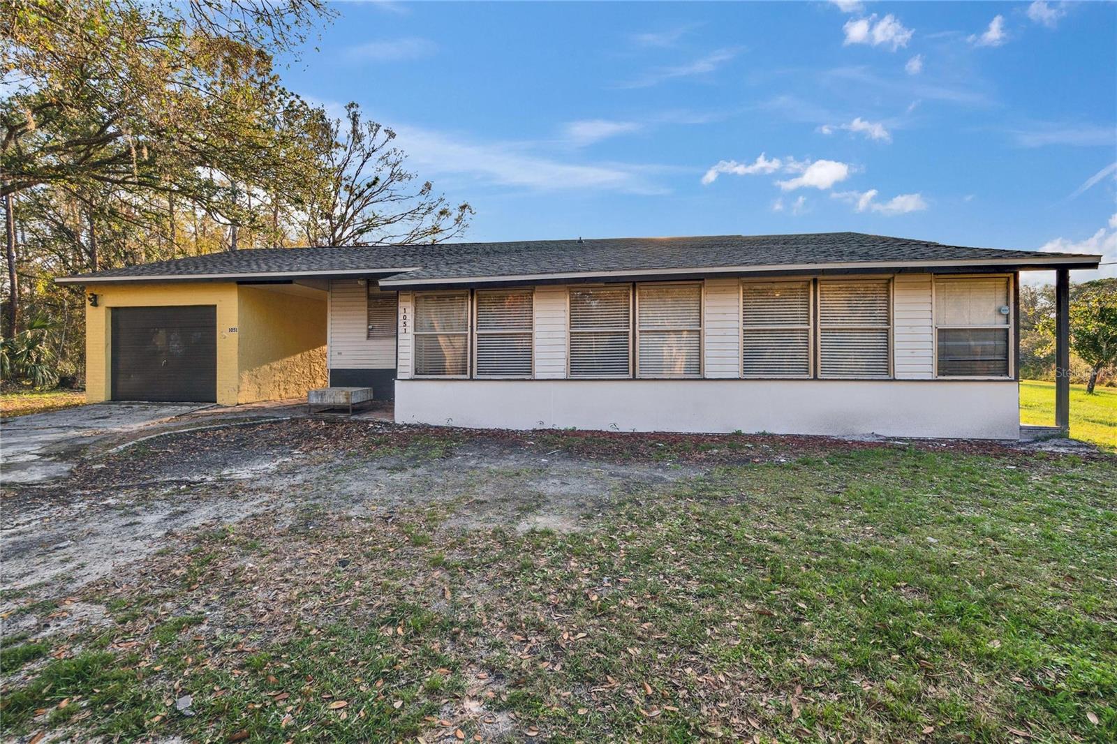 Image 2 of 28 For 1051 Hawthorn Street