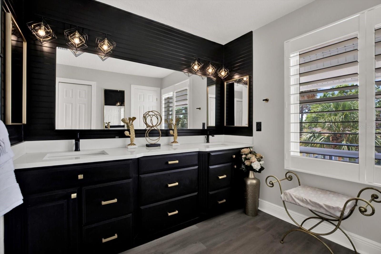 Image 21 of 51 For 5331 Bayou Grande Boulevard Ne