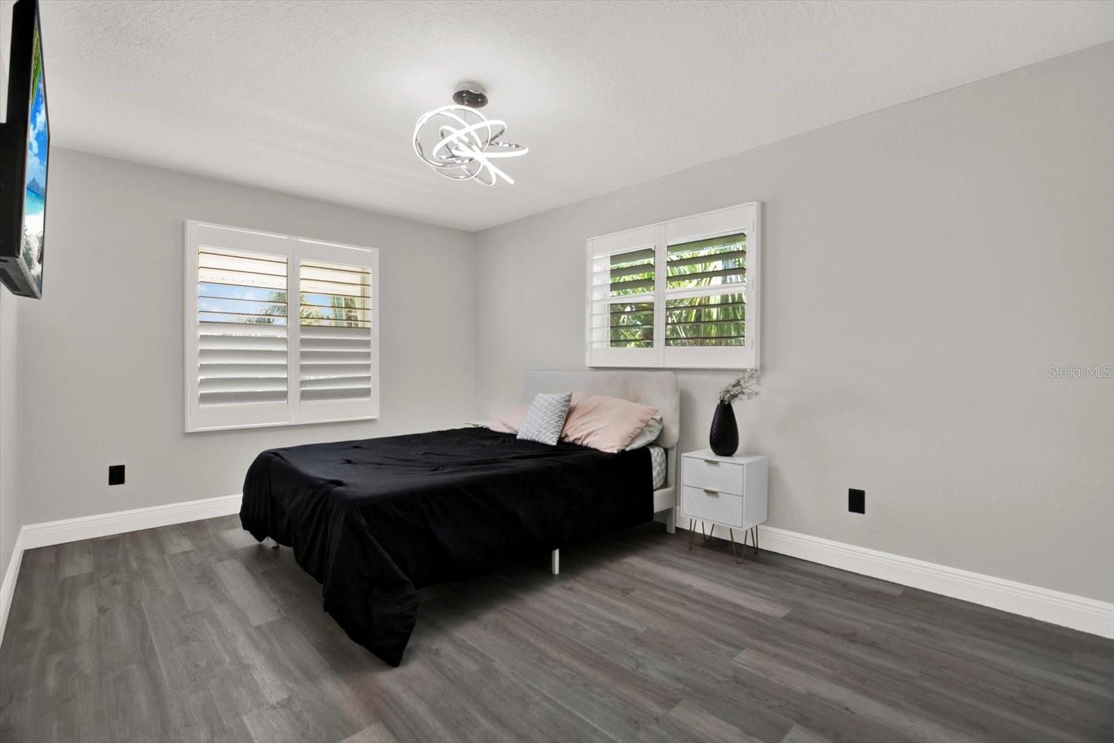 Image 24 of 51 For 5331 Bayou Grande Boulevard Ne