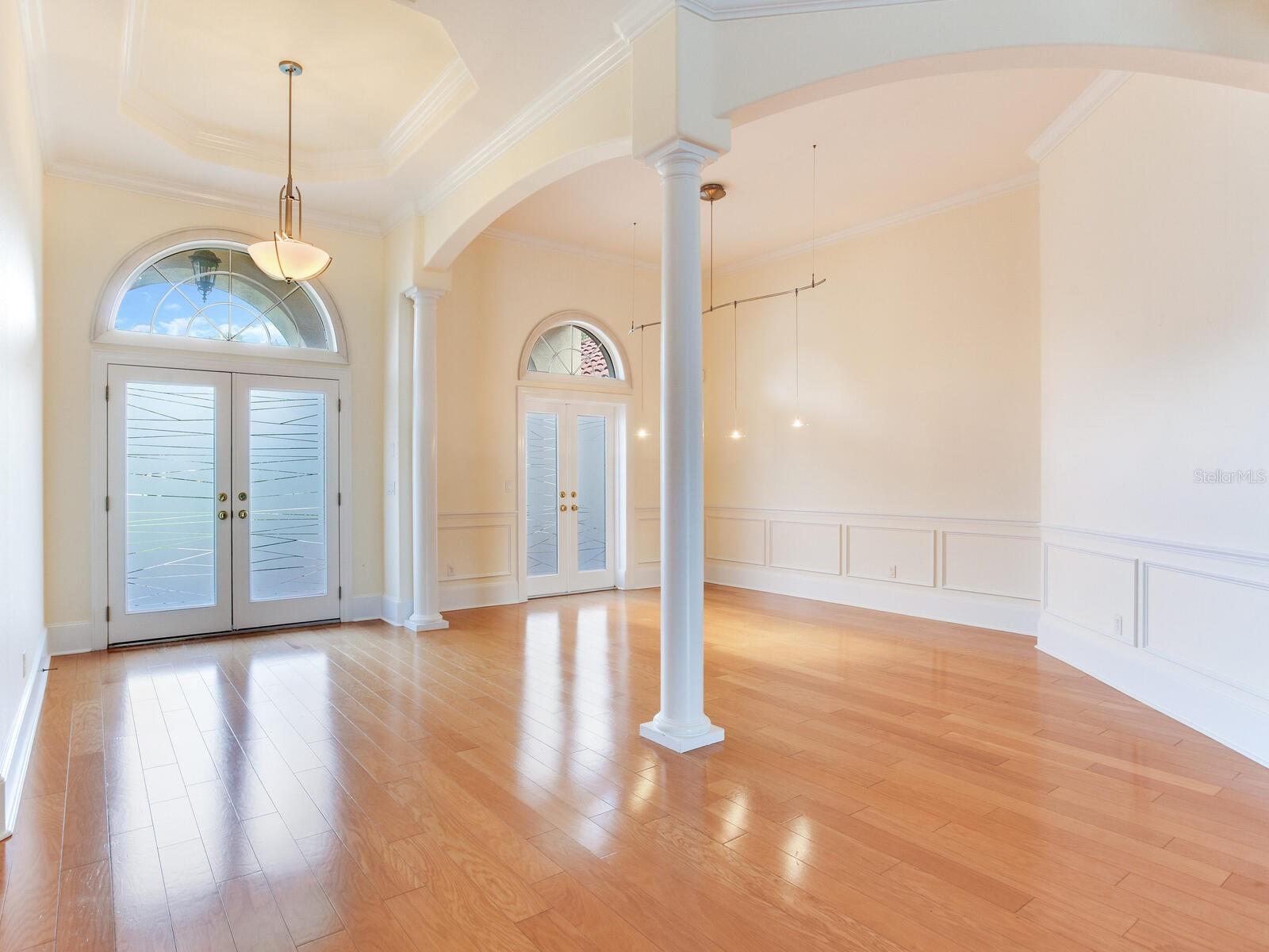 Listing photo id 17 for 10504 Echo Lake Drive