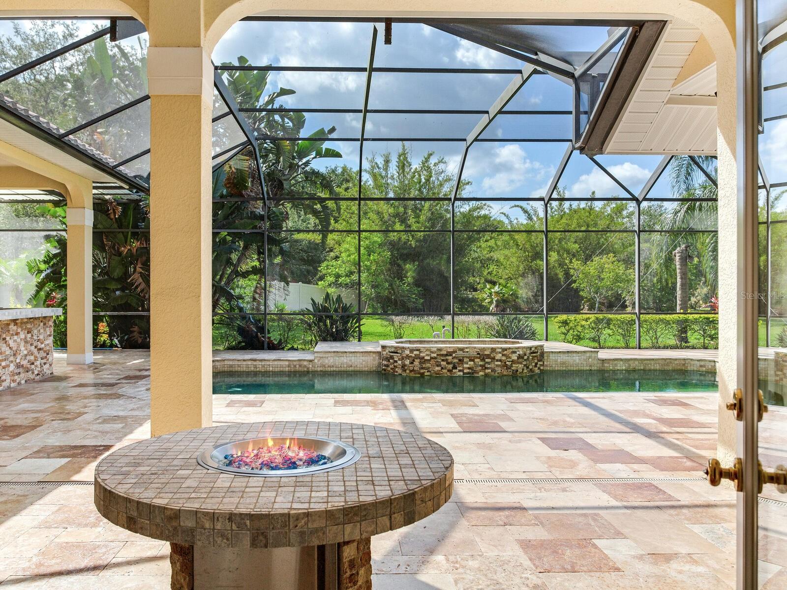 Listing photo id 21 for 10504 Echo Lake Drive