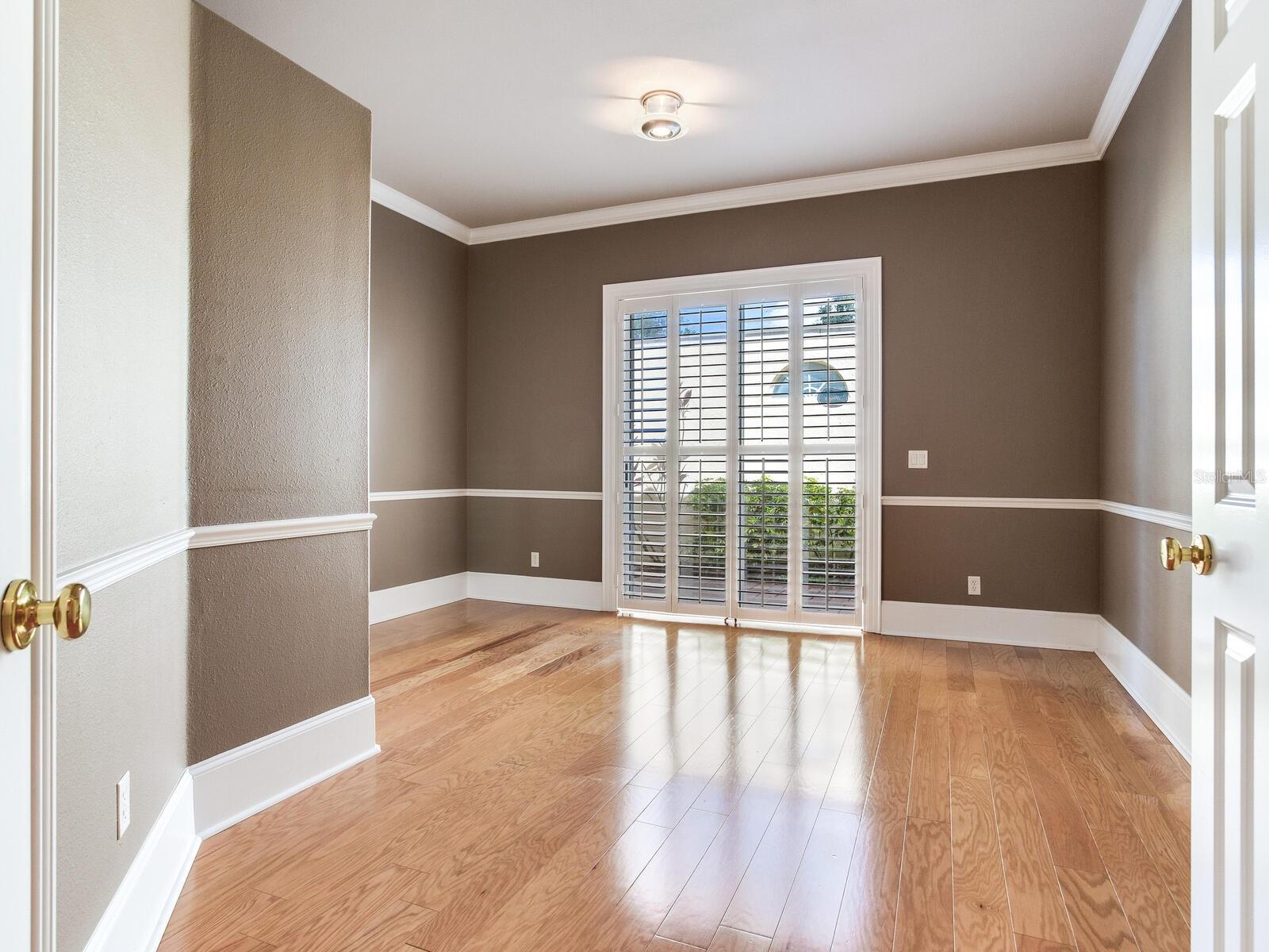 Listing photo id 23 for 10504 Echo Lake Drive