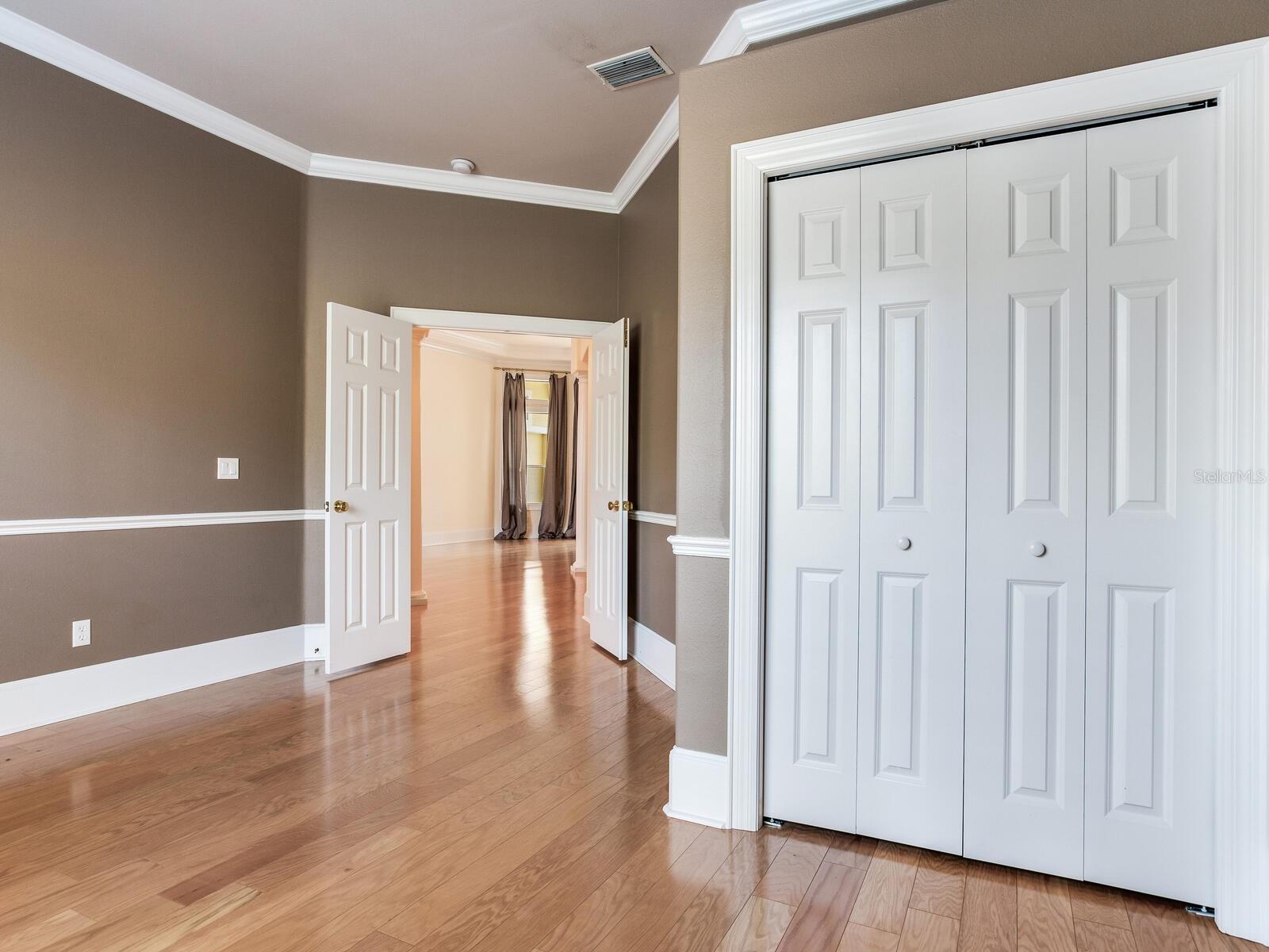 Listing photo id 24 for 10504 Echo Lake Drive