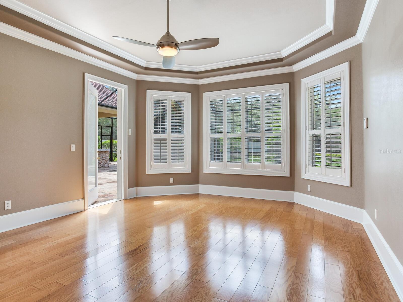 Listing photo id 26 for 10504 Echo Lake Drive