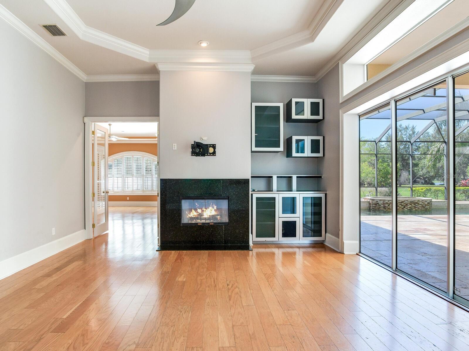 Listing photo id 45 for 10504 Echo Lake Drive