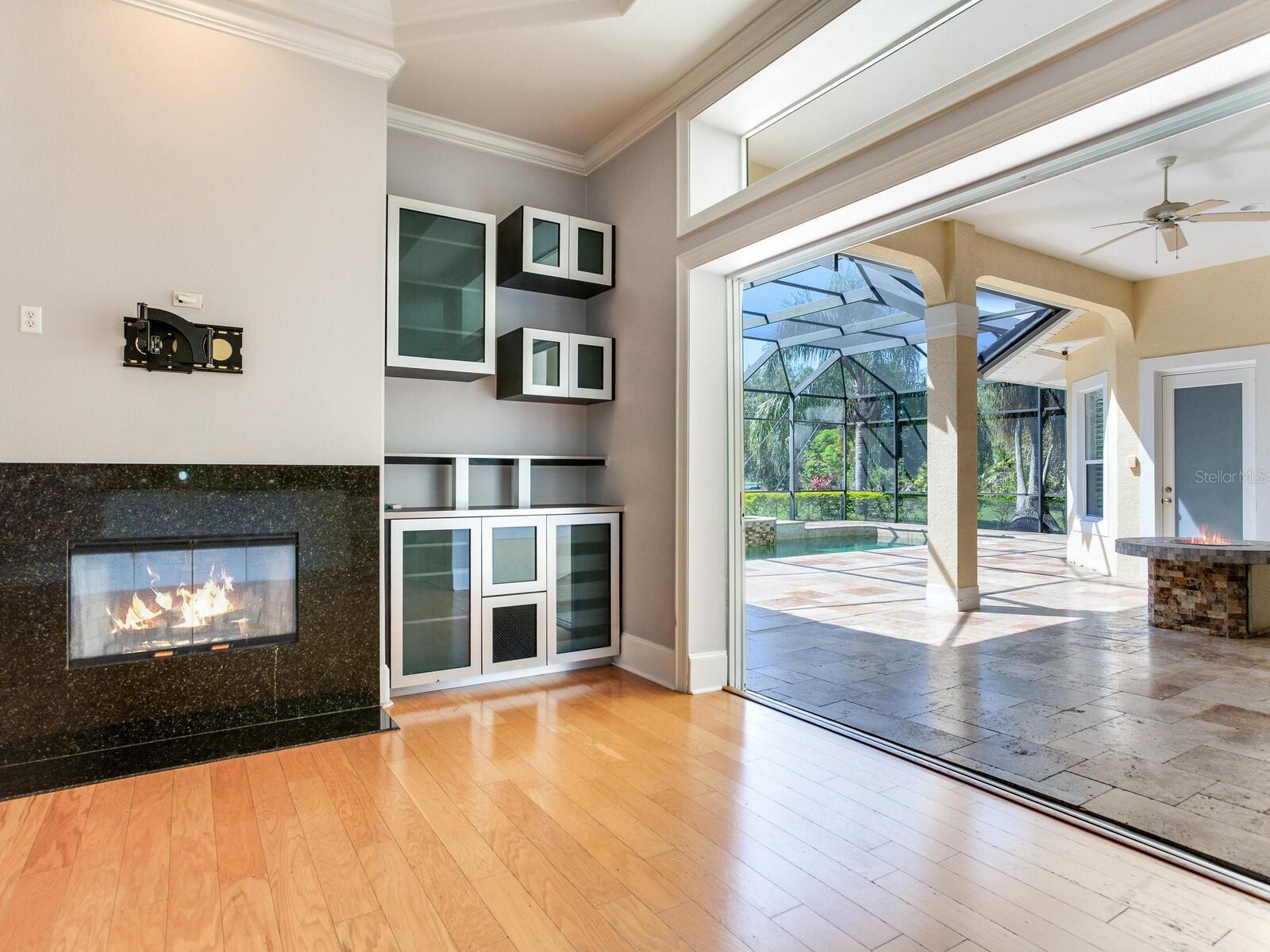 Listing photo id 46 for 10504 Echo Lake Drive