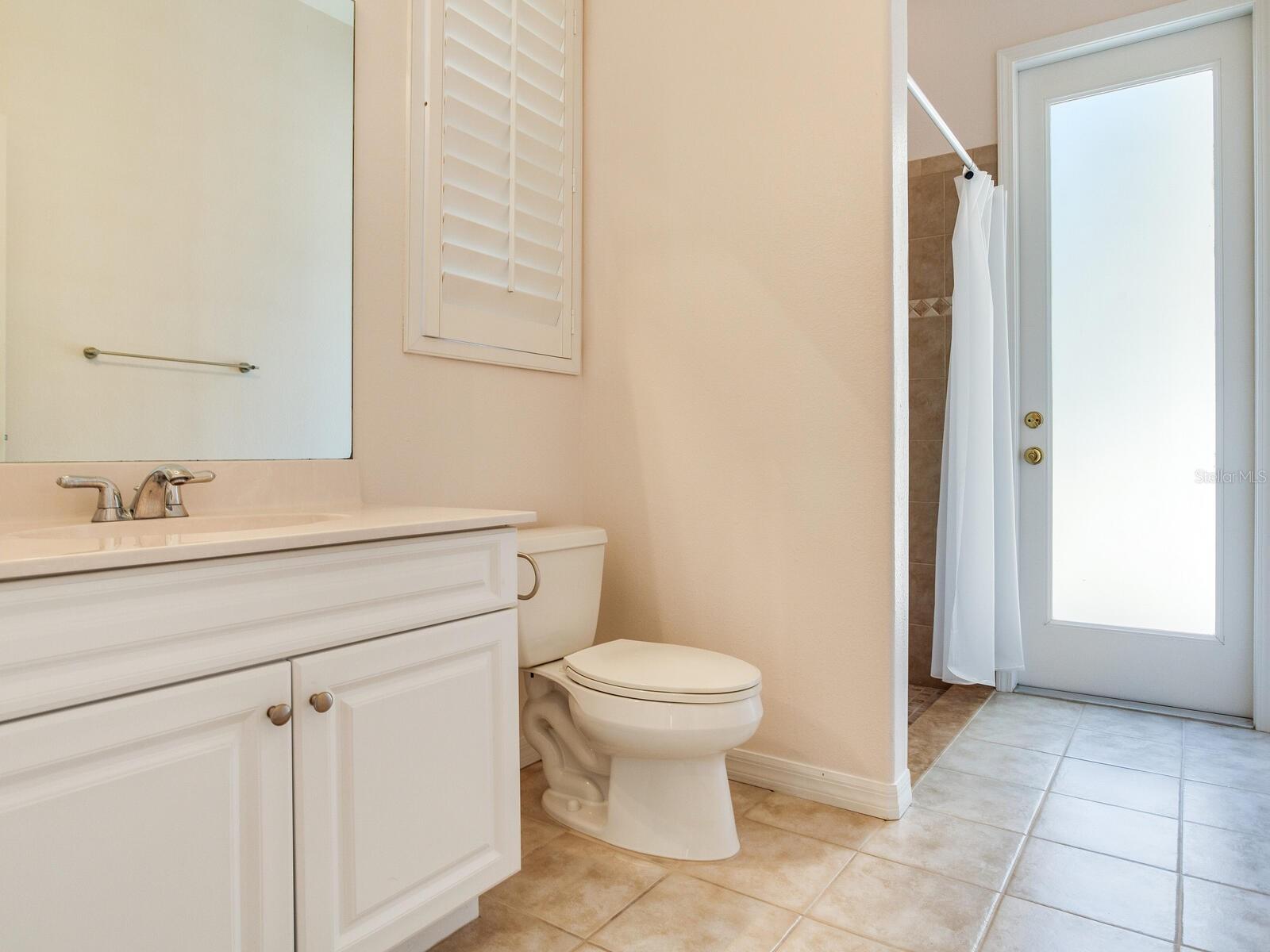 Listing photo id 54 for 10504 Echo Lake Drive