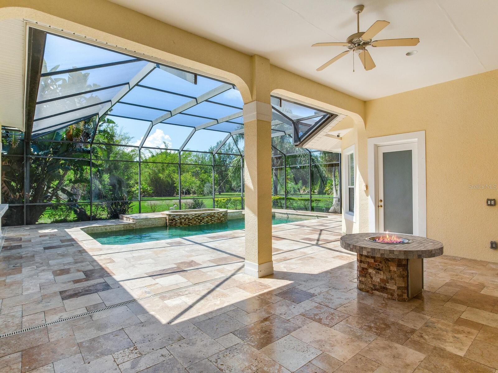 Listing photo id 62 for 10504 Echo Lake Drive