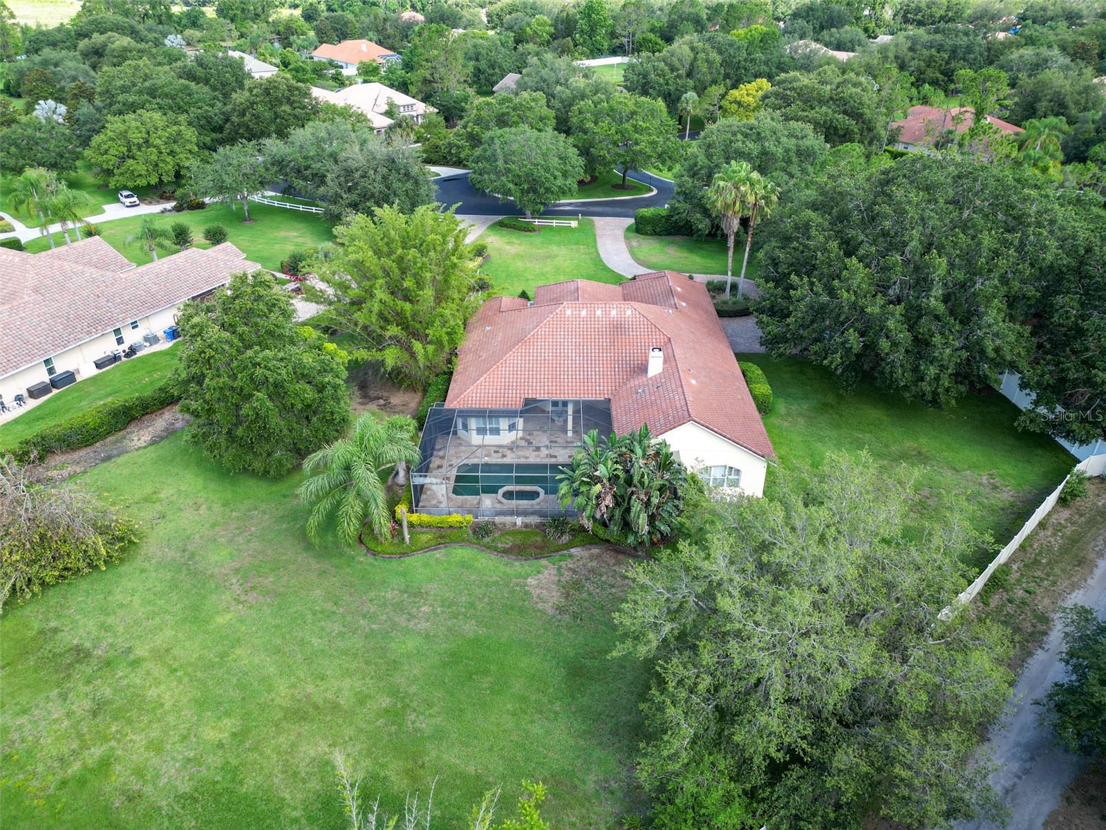 Listing photo id 63 for 10504 Echo Lake Drive