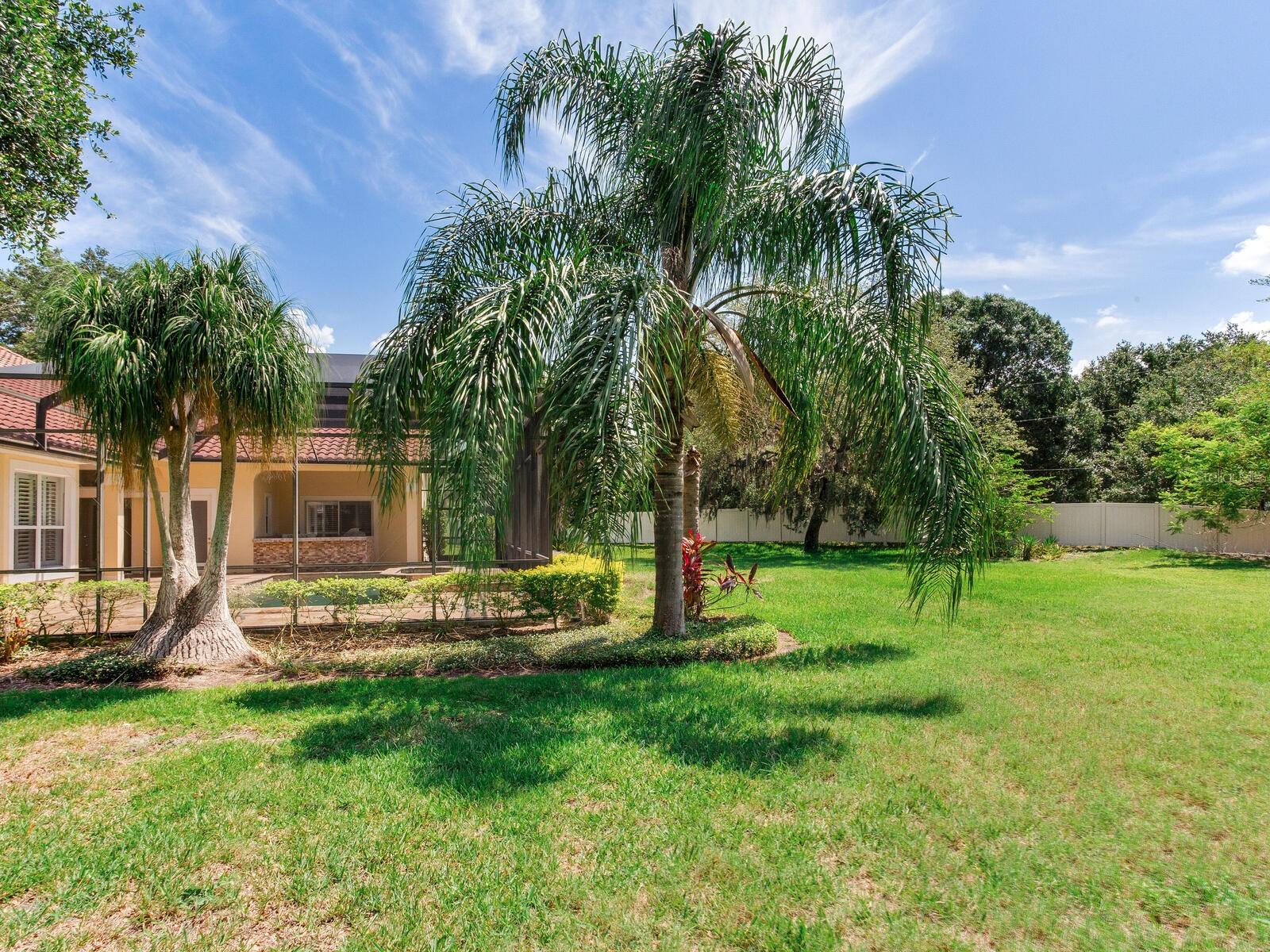 Listing photo id 73 for 10504 Echo Lake Drive