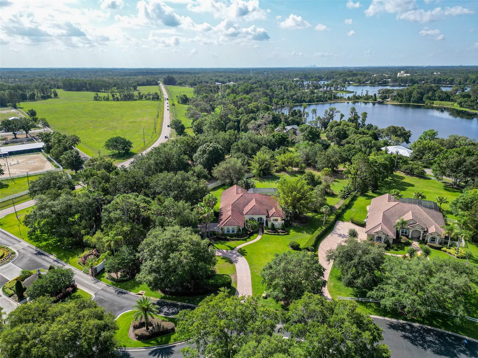 Listing photo id 81 for 10504 Echo Lake Drive