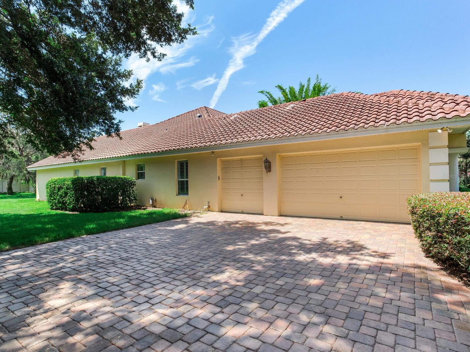Listing photo id 7 for 10504 Echo Lake Drive