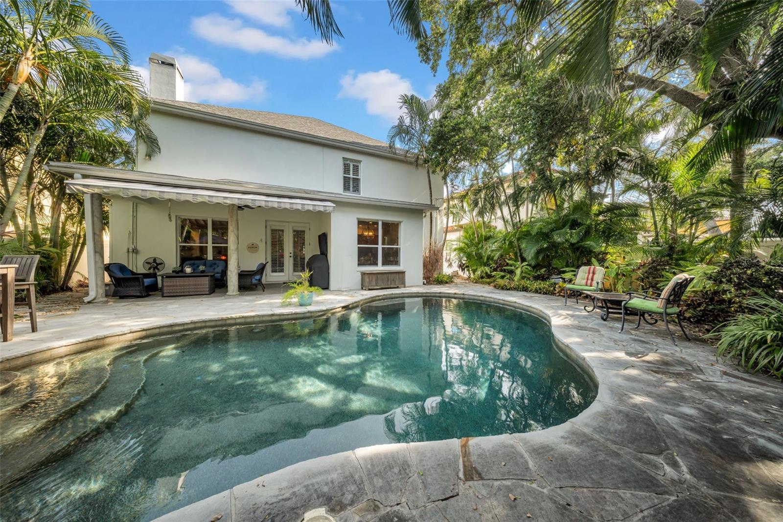 Image 32 of 86 For 3903 De Leon Street