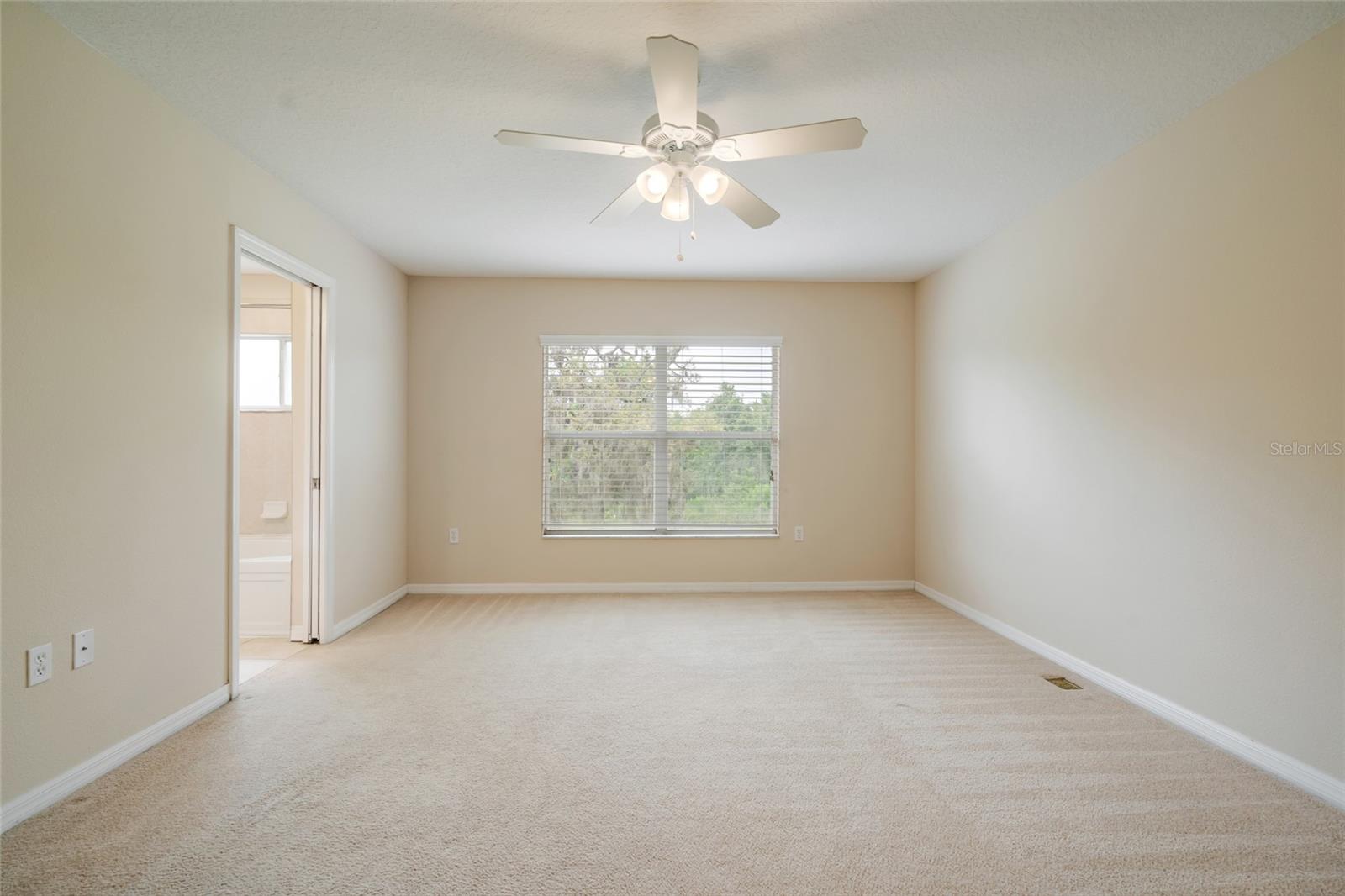 Image 10 of 33 For 11839 Castine Street