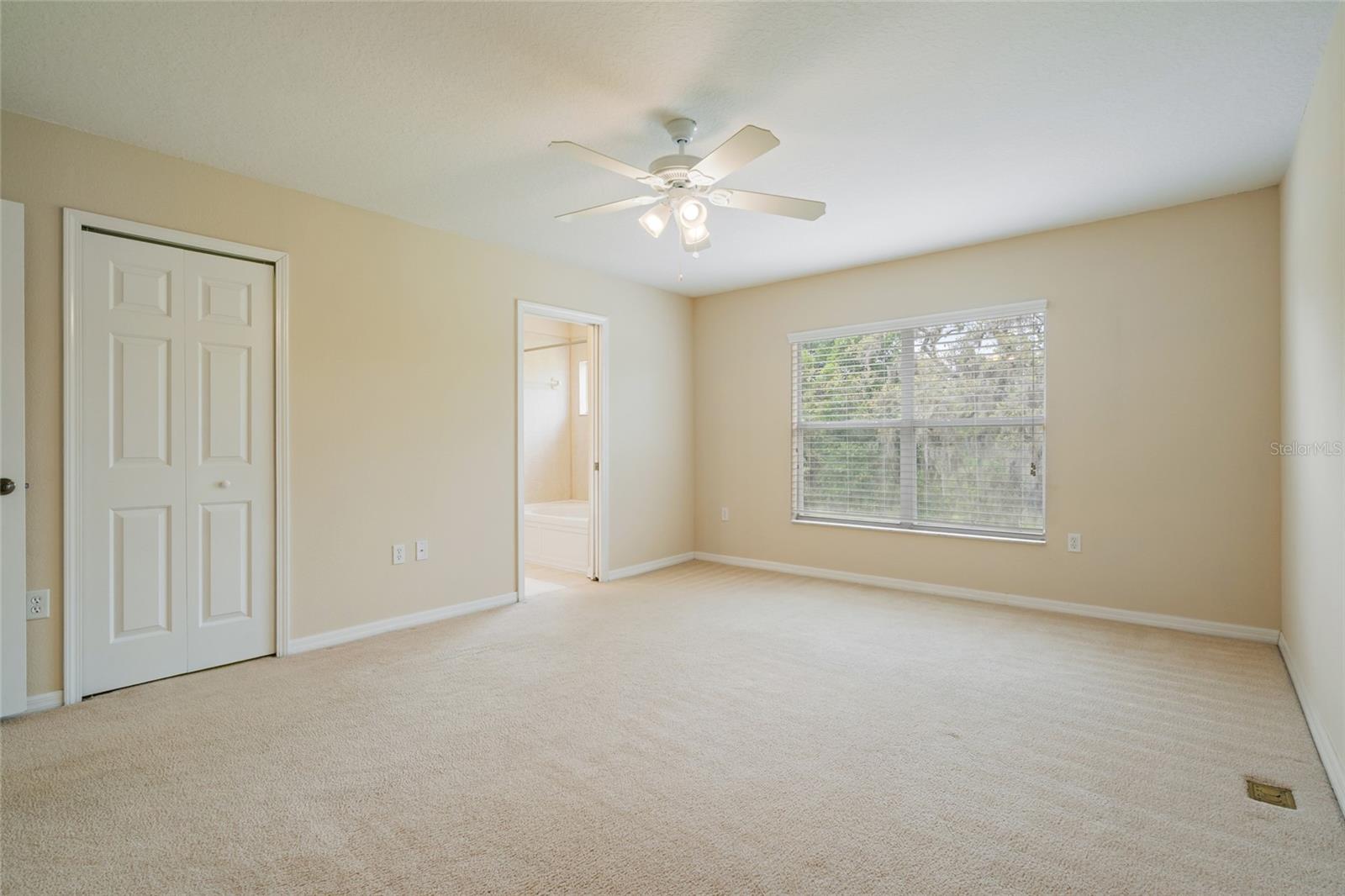 Image 11 of 33 For 11839 Castine Street