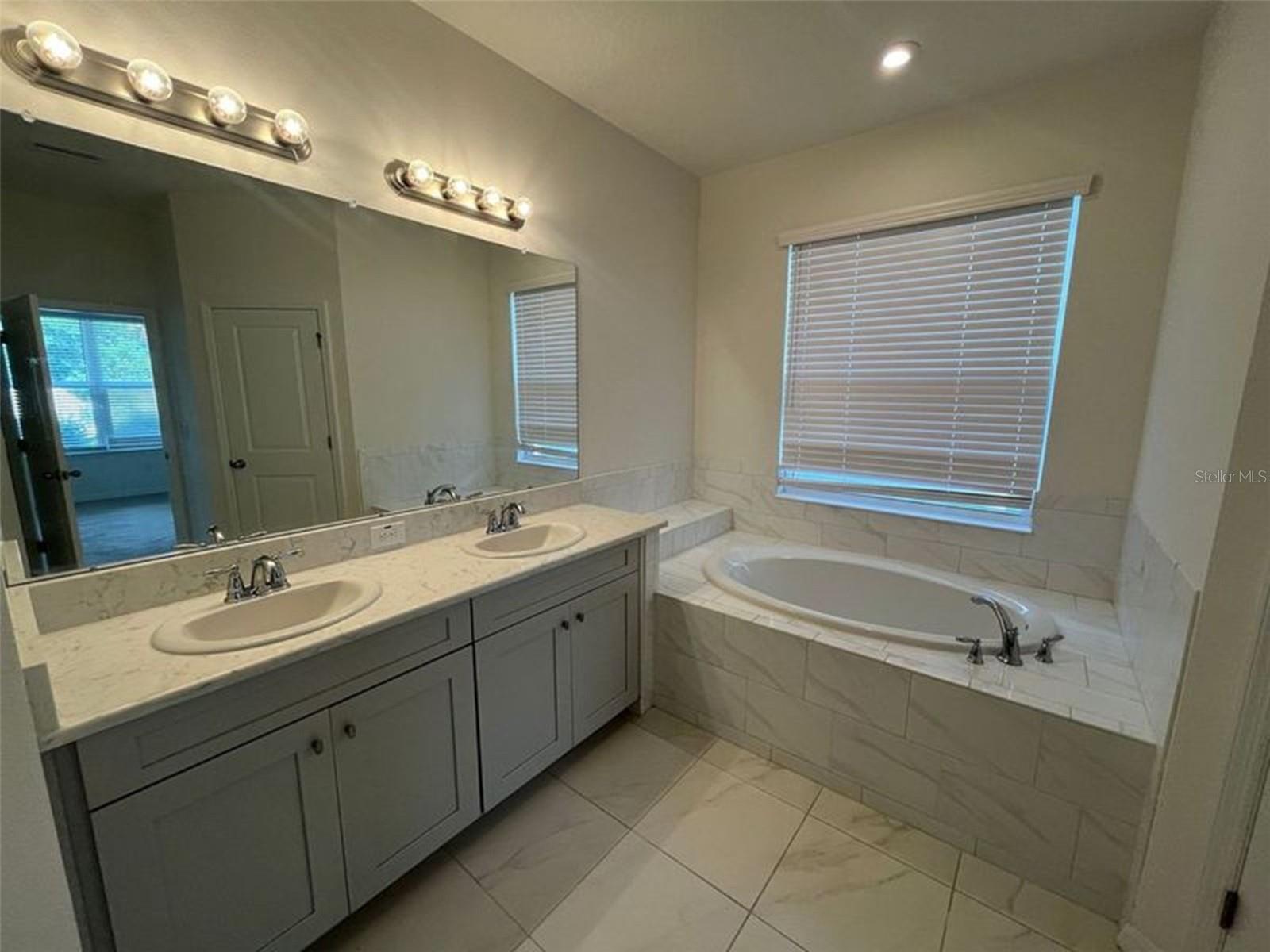 Image 14 of 28 For 7102 Wesley Palm Way