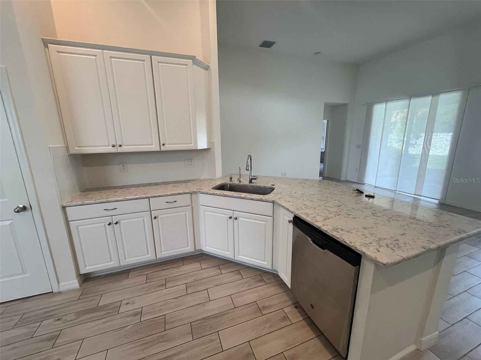 Image 9 of 28 For 7102 Wesley Palm Way